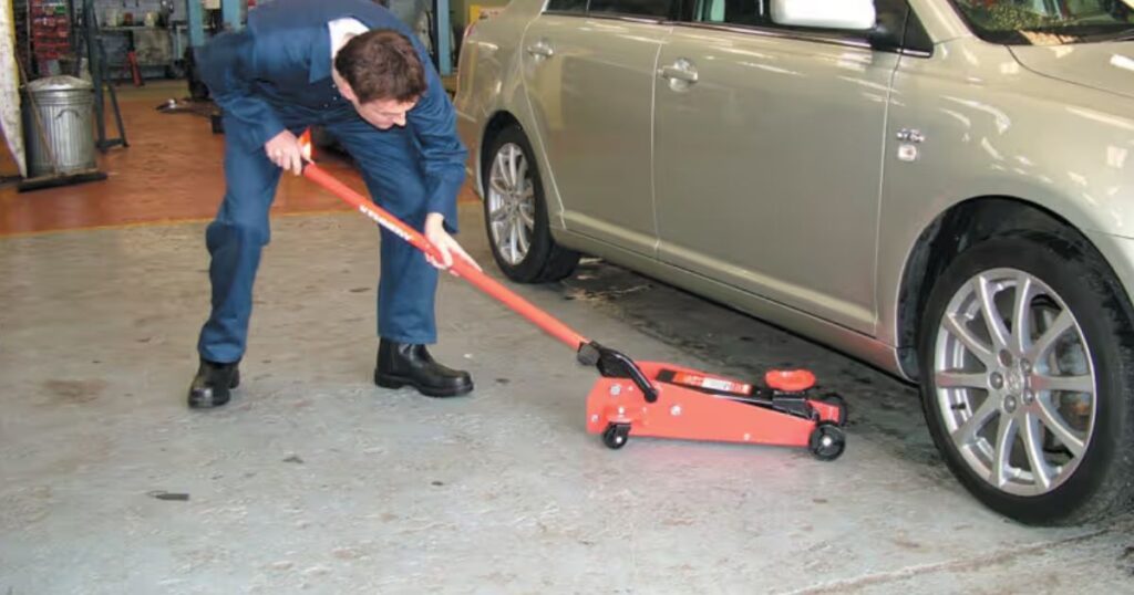 What Makes Trolley Jacks Safer for Heavy Vehicles
