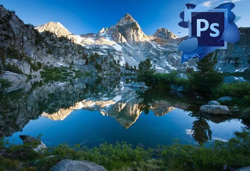 How to create a reflection or mirror in Photoshop?