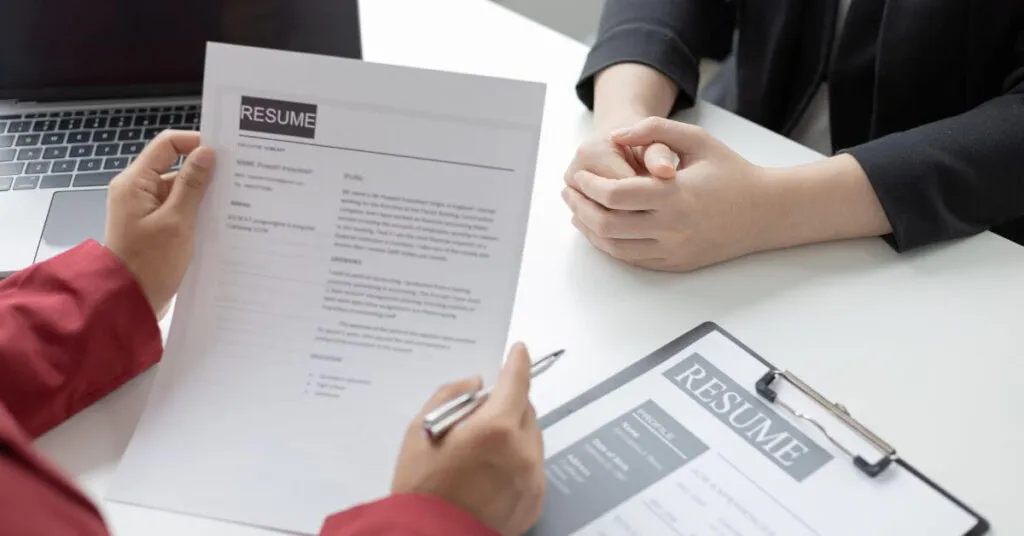 How To Create A Job Description That Gets You The Right Candidate Every Time?